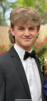 Michael Roginski's Instagram, Twitter & Facebook