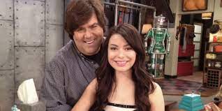 I found this video and someone uploaded it a few days ago. Pin On Thethings Blog Dan Schneider Icarly And Victorious Jamie Lynn Spears