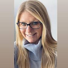 The Resilient Warrior: Battle-Tested Life Hacks for Military Men & Women :  Benas, Nick, Bryan, Richard, Yasenka, Kortney, Plummer Taylor, Sarah:  Amazon.in: Books