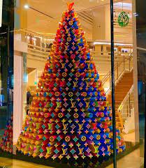 Louis vuitton christmas tree, rodeo drive la display & photo: Visualwindows On Instagram Louis Vuitton Christmas Tree Rodeo Drive La Display Photo Visualcq Girly Room Decor Christmas Tree Photo Displays