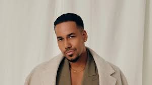 Romeo Santos - History and Biography