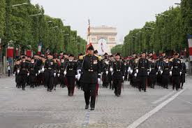 Un 14 juillet pas comme les autres, mais des enjeux de sécurité toujours aussi présents. Bastille Day Military Parade Wikipedia