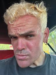 I'm 105 hours in and just now I find the cave where moonveil drops.