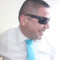 90+ perfiles de «Luis Collazos»