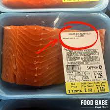 The flesh of wild salmon is naturally pink because the fish consume large amounts of shrimps. Food Babe Did You Know Salmon Is Sometimes Dyed Red This Label Says This Fresh Salmon Was Farm Raised With Color Added Farmed Salmon Is Often Fed A Mixture Of Highly Contaminated
