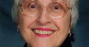 Jeanette Dunham's Instagram, Twitter & Facebook