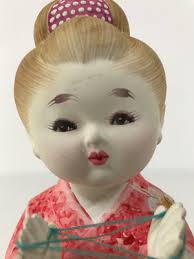 Japanese Girl Playing Ayatori Clay Doll Ningyo Figurine Pink Kimono w/