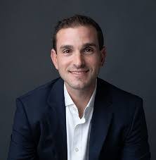 Brad Messinger's Instagram, Twitter & Facebook