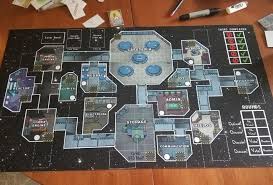 Cada versión se ha adaptado para películas, otros juegos, ubicaciones del mundo real y más. Among Us Fanatico Esta Disenando Juego De Mesa Del Popular Juego De Impostores Levelup