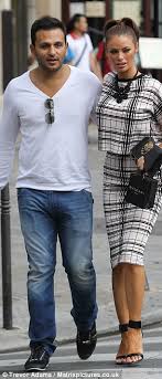Fournier, an experienced boxer, and reykon, an amateur with none, the result of the match was anticipated beforehand. Chloe Sims Is Whisked Off On Romantic Mini Break With New Boyfriend Joe Fournier As They Cement Their Love Daily Mail Online