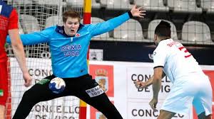 According to legend, he was a highly skilled archer and swordsman. Rekruttgutta Handball No