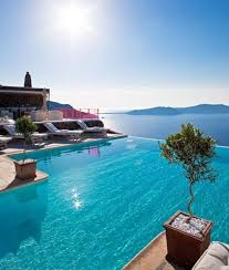 15 Cozy Swimming Pools With Stunning Natural Surroundings Styles Decor Schwimmbader Schwimmbad Designs Aussenpool