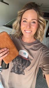 Today's speedy makeup tutorial!! 🤘🏽