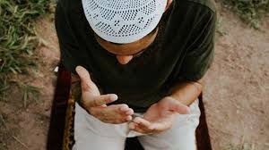 Sehingga perlu kalian ingatkan bahwa bahwa pentingnya membaca doa sebelum memulai pekerjaan sangatlah penting untuk kalian karena. Doa Pagi Hari Dan Pembuka Pintu Rezeki Yang Luas Dan Halal Sebelum Bekerja Atau Sebelum Beraktivitas Tribun Madura