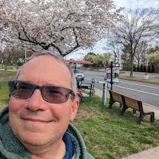 Dora Elliott's Instagram, Twitter & Facebook