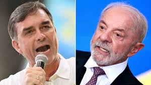 Acusa Bolsonaro a Lula de mentir sobre anuncio de transporte gratuito en Brasil