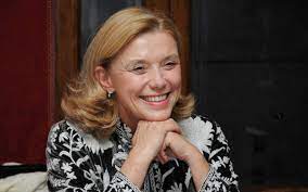 Un ambasciatore, oggi, è l'esatto opposto di quello che fino a qualche anno fa, una immagine. Elisabetta Belloni A Capo Dei Servizi Segreti In Italia Periodico Daily