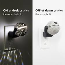 Projectables Star Wars Led Night Light Dusk To Dawn Death Star 43058 Walmart Com Walmart Com