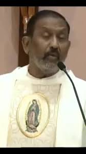 Veni a vivir la asombrosa presencia del Padre Ignacio, famoso por su “don  de sanación” 🌟. En la Parroquia Natividad del Señor en Rosario, cientos de  personas de todo el país llegan