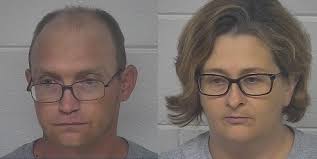 Jail deputies charged with promoting contraband in Kentucky