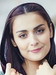 Elsa Firouz Azar (السا فیروزآذر)