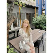 Trong triệu lý do, thiều bảo trâm vào vai một cô gái muốn trả thù người yêu vì thói lăng nhăng. Xsxatbfoz7l4sm