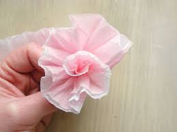 Cut this triangle in flower petal kind of shape. 20 Diy Crepe Paper Flowers With Tutorials Guide Patterns