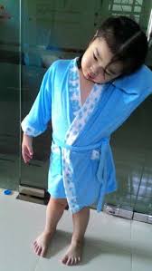 Handuk model kimono hadir dengan warna bahan dasar polos berwarna biru, hijau, pink dan ungu. Handuk Kimono Home Facebook