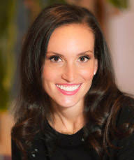 It's Okay to Embrace Your Body by Danielle Sherman-Lazar, Vicky Kuhn,  Paperback