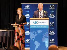 American Jewish Committee honors Pomeranzes with human relations award
