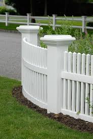 Images Of Illusions Pvc Vinyl Wood Grain And Color Fence Vinyl Fence Fence Design Backyard Fences