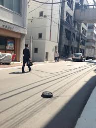Search, discover and share your favorite anime eye gifs. Rogue Roomba Escapes Captivity Streets Near Kanda Station Now Sparkly Clean Soranews24 Japan News