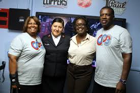 Chris paul was a star basketball player at wake forest university. Chris Paul Family Foundation Brings Smiles To Compton News4usonline