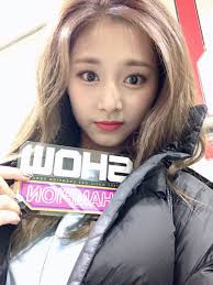 Kisah chou tzuyu yang merupakan anak dari jinyoung park yaitu pendiri jyp entertainment salah satu agensi terkenal seantera korea yang dikenal dengan big 3. Tzuyu Image 128432 Asiachan Kpop Image Board