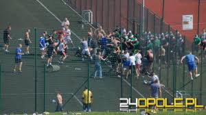 17 отметок «нравится», 3 комментариев — bollpelle (@bollpelle) в instagram: Najazd Kiboli Slaska Wroclaw Na Turniej Kibicow Odry Opole Wiadomosci