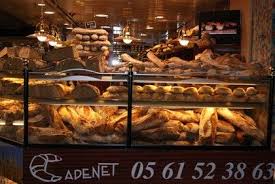 Boulangerie Cadenet Marche Des Carmes Pasteles Pan Cafe