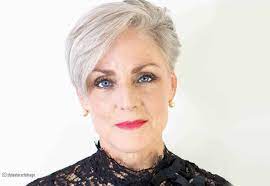 Advertisement before turning 60, you probably already know the haircuts that complement the shape of your face , your hair texture, and even complexion. 26 Best Short Haircuts For Women Over 60 To Look Younger
