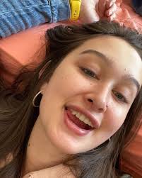 Zoe Lowe (@_zoe.lowe_) • Instagram photos and videos