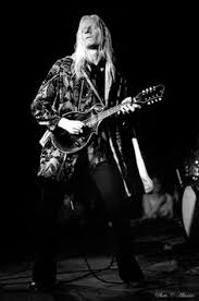 Download 11 Johnny Winter Ideas Johnny Blues Rock Blues Musicians