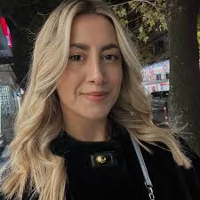 Ornela Shahinaj (@ornelashahinaj) • Instagram photos and videos