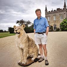 Adel verzichtet– ein Besuch bei Großbritanniens exzentrischsten  Blaublütlern