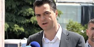 Reagon më në fund Basha për dorëheqjen si kreu i PD: “25 prilli masakër  elektorale. Detyra jonë të qëndrojmë e luftojmë fort, për rikthimin e  demokracisë në vend”