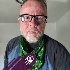 Jerry Layman's Instagram, Twitter & Facebook