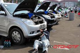 Pelumas fastron techno ini merupakan pelumas mobil unggulan dengan teknologi nano guard dengan molekul terkecil sehingga mampu. Mobil Mesin Bensin Boleh Pakai Oli Khusus Diesel Halaman All Kompas Com