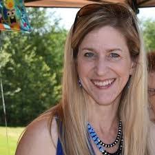 Elizabeth Schalk's Instagram, Twitter & Facebook