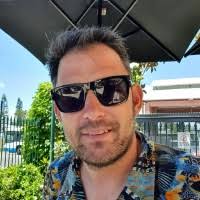 30+ "Tom Lowes" profiles