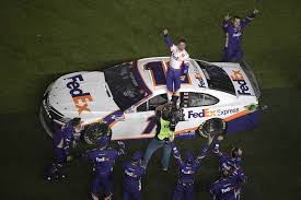 And ultimately, veteran grant enfinger rallied when he needed to, holding off his thorsport racing teammate ben. Nascar Racing Goes Virtual