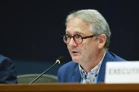 Daniel Albritton's Instagram, Twitter & Facebook