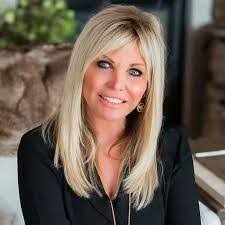 Donna Fabrikant's Instagram, Twitter & Facebook