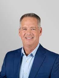 Shane Hiller's Instagram, Twitter & Facebook